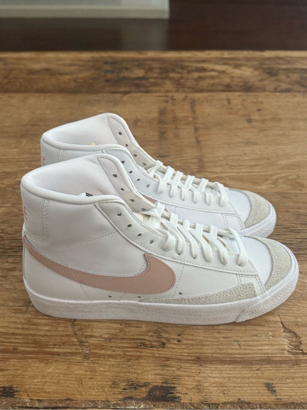 NWT Nike Blazer Mid ’77 Vintage White Pink Oxford Women’s Size 8